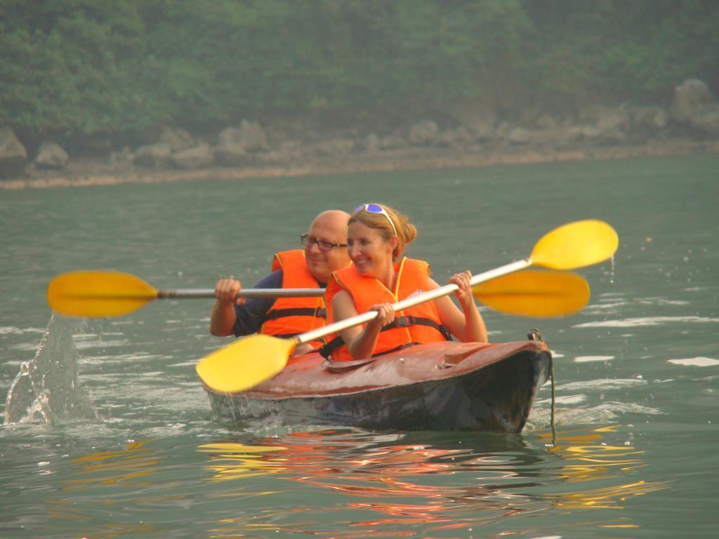 Hotel Garden Bay Premium Cruise Hạ Long Exterior foto